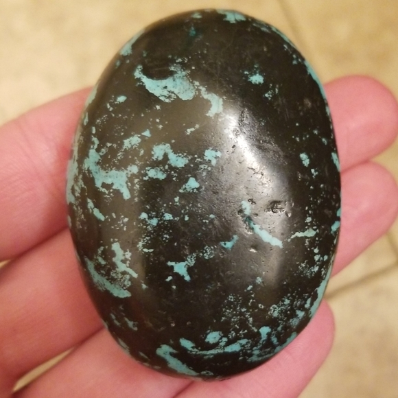 Huge Turquoise Natural Spiderweb Pendant - Picture 4 of 8